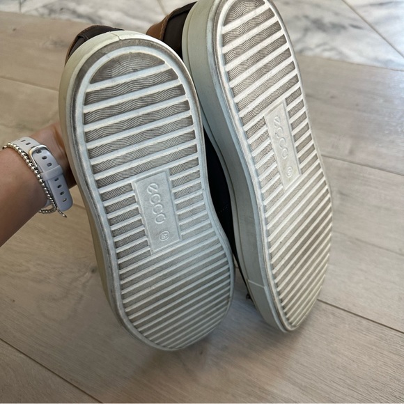 Men’s ECCO brown leather casual shoes - Picture 5 of 7